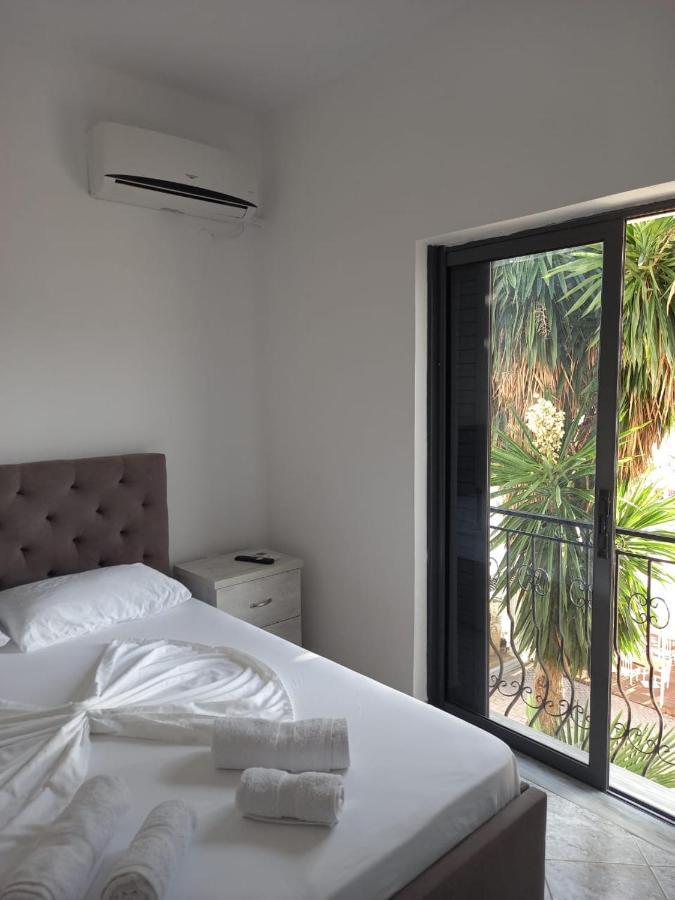Sunset Aparthotel Sarandë Exterior foto